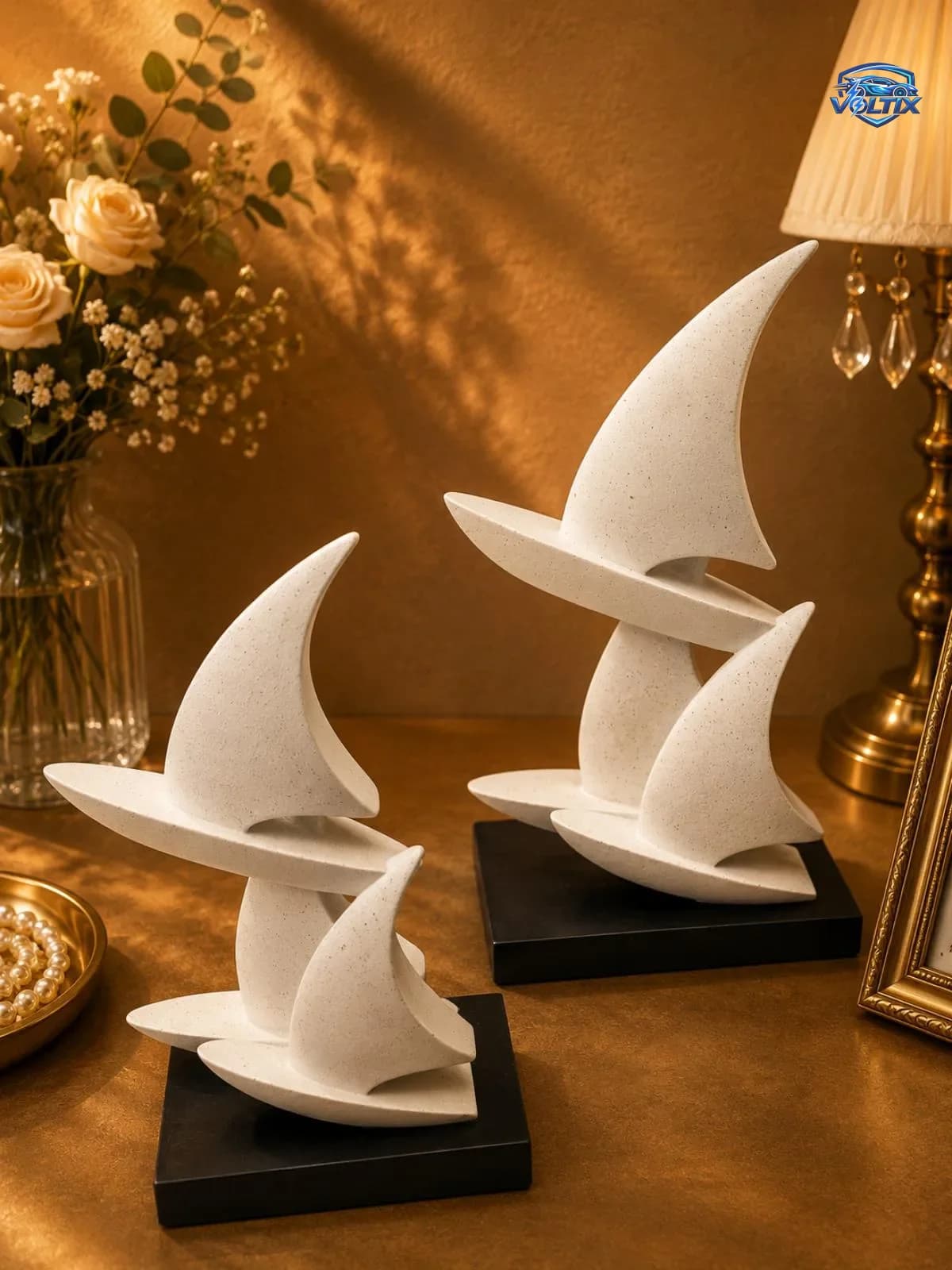 طقم مجسمات مراكب شراعية فاخرة باللون الأبيض ⛵✨ 3